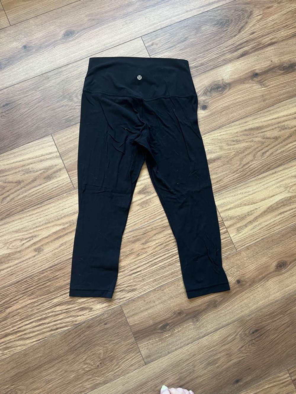 Lululemon Black Cropped Athletic Leggings